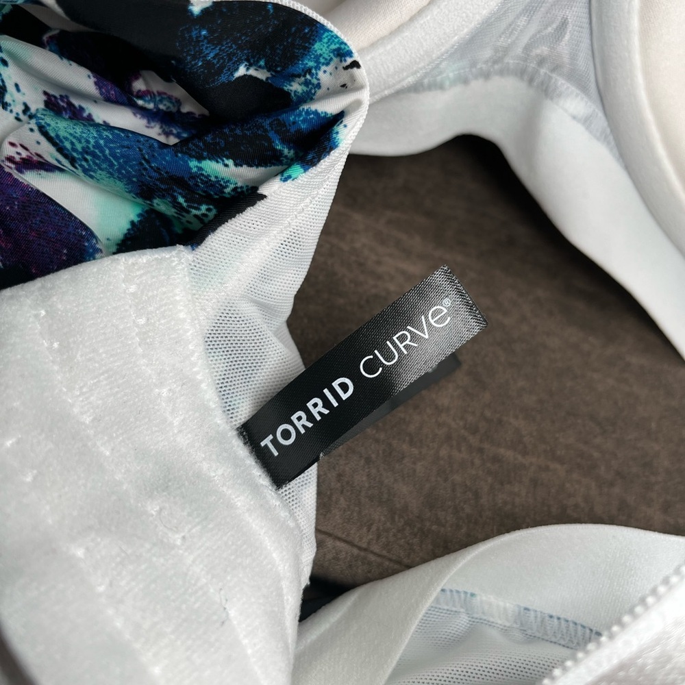 Torrid Lightly Lined Full Coverage Balconette Bra… - image 5